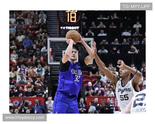 弗拉格砍下12分6篮板表现亮眼 布朗领衔独行侠击退奇才再取胜